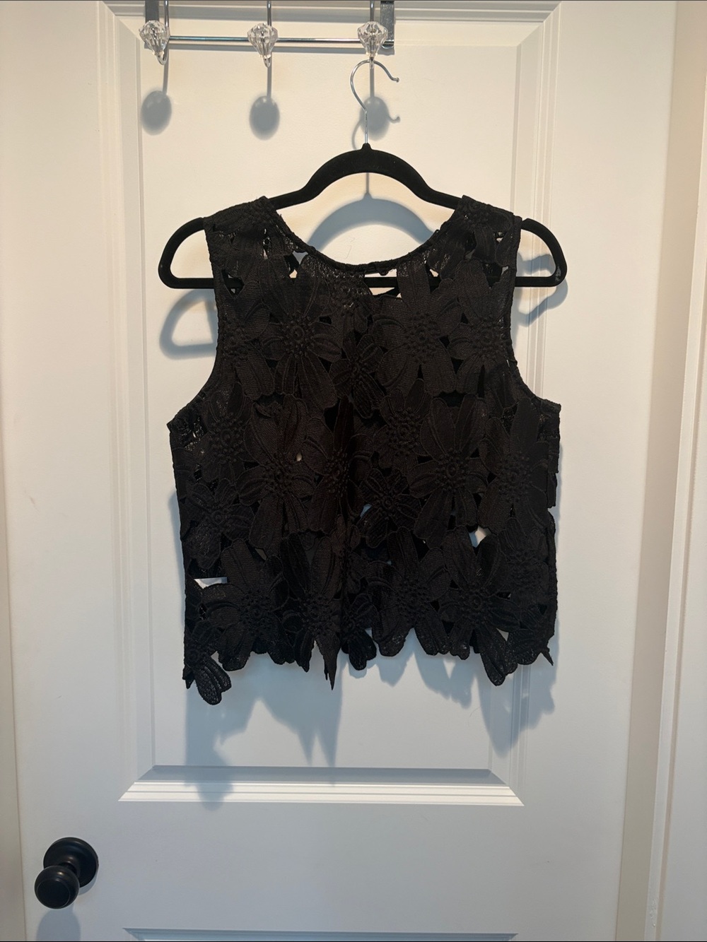 Acemi Black Floral Crochet Tank Top